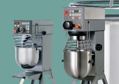 Bear Varimixer