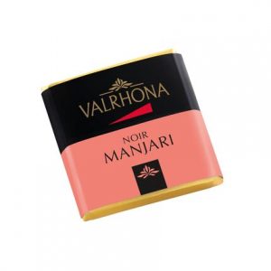 Bomboane de ciocolata Manjari 64% patratele